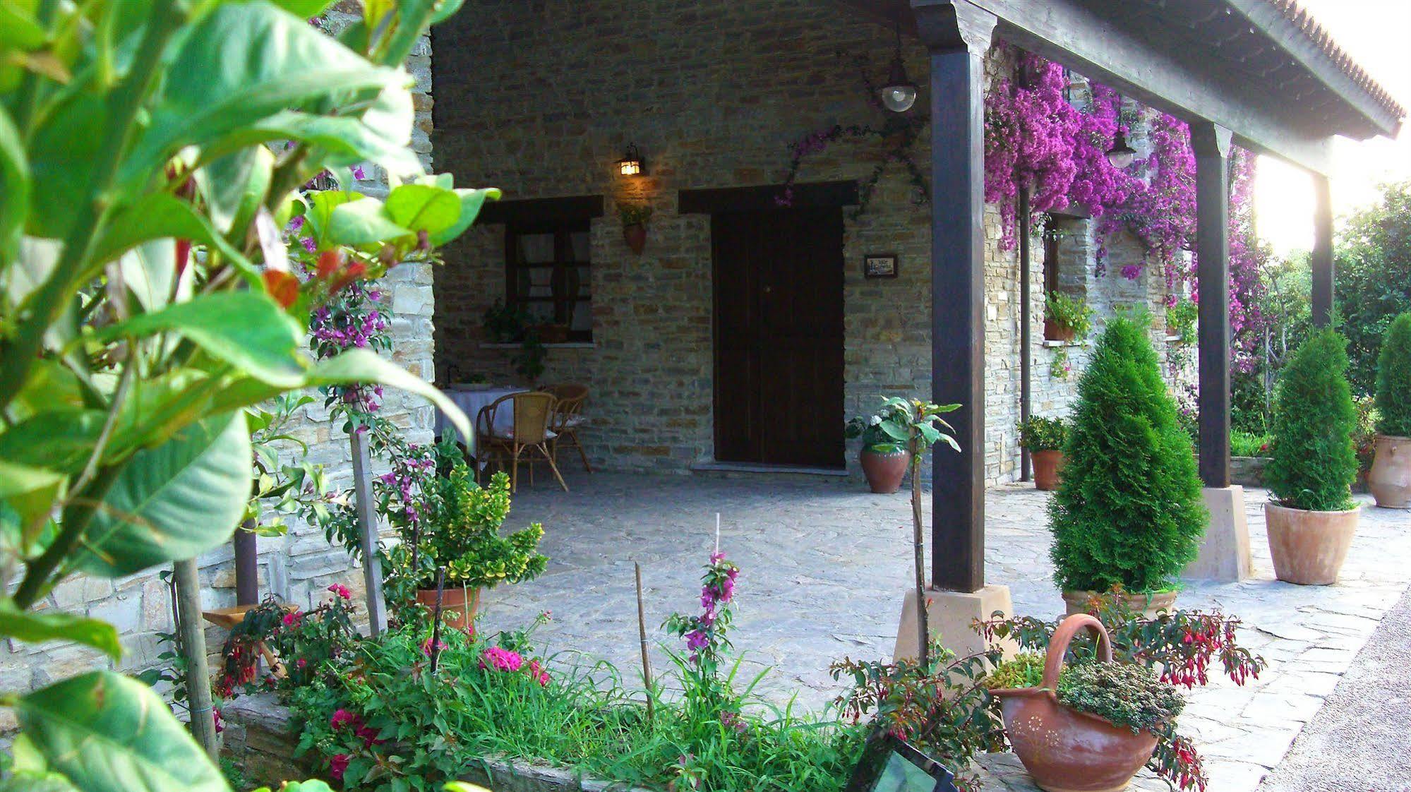 Hotel Rural Casona De Cefontes Exterior photo